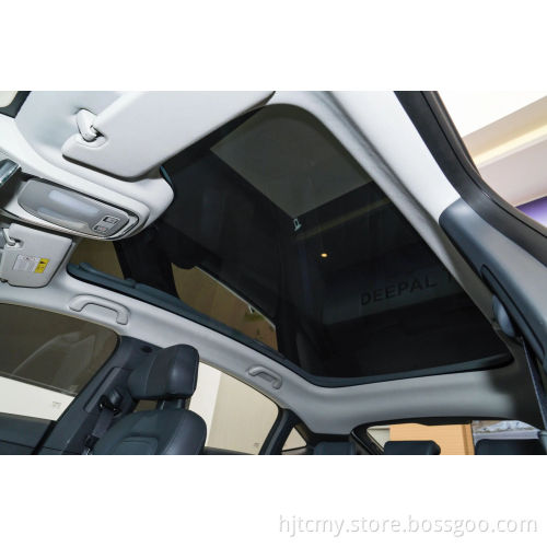 Changan Deep Blue SL03 CLTC 515 km Tempo di ricarica rapida 0,42 ore Nuovo stile Electric Car
